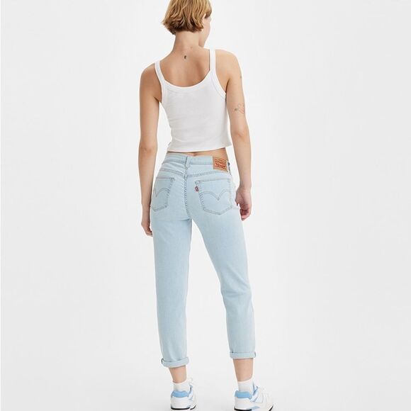 NWT Levi’s Women’s Boyfriend Stellar Stretch Mid Rise Tapered Ankle Jeans Sz 31 - Picture 4 of 9